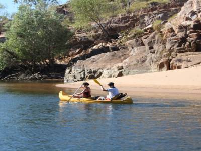 Canoe a Katerine Gorge