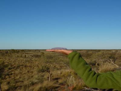 Uluru dans le creux de la main (de Jess)