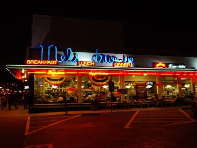 Mels_drive_in