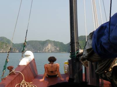 Journee bateau dans la baie de LAN HA