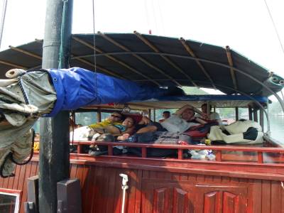 Journee bateau dans la baie de LAN HA