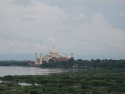 Vue sur le Taj Mahal