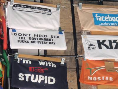 Première colonne tee shirt du milieu !