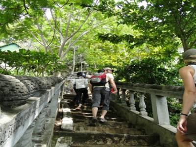 Vers la grotte de Phnom Chhnork
