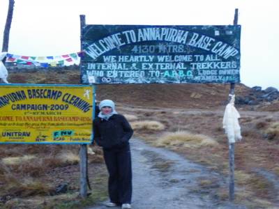 Jour 5: Ascension jusqu au camp de base des Annapurnas (4130M) et redescente a DOBHAN (2540m)