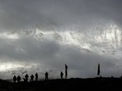 Jour 5: Ascension jusqu au camp de base des Annapurnas (4130M) et redescente a DOBHAN (2540m)