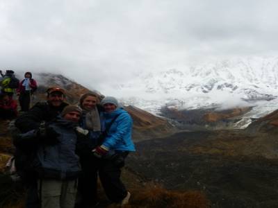 Jour 5: Ascension jusqu au camp de base des Annapurnas (4130M) et redescente a DOBHAN (2540m)