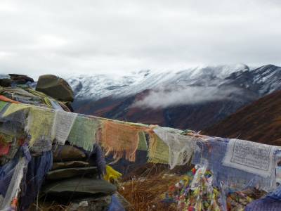 Jour 5: Ascension jusqu au camp de base des Annapurnas (4130M) et redescente a DOBHAN (2540m)