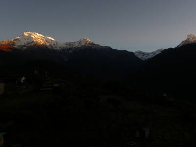 Jour 8 :  GHANDRUK - NAYAPUL (1070M)