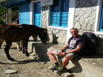 Jour 8 :  GHANDRUK - NAYAPUL (1070M)