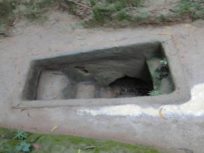 Une sortie/entree de tunnel a Cu Chi