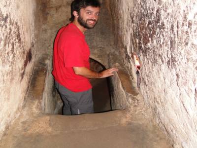 Passage du premier au deuxieme niveau sous terre.