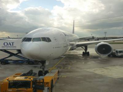L'avion que nous prenons pour l'allé Orly-St Denis