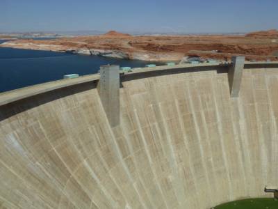 Lake Powell + Barrage