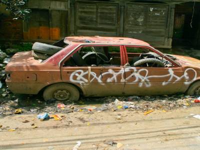 Pollution tout court