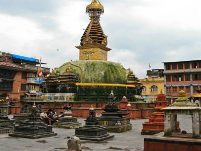 Une des nombreuses places de Kathmandu