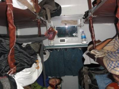 Train couchette direction Agra
