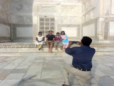 Au Taj Mahal