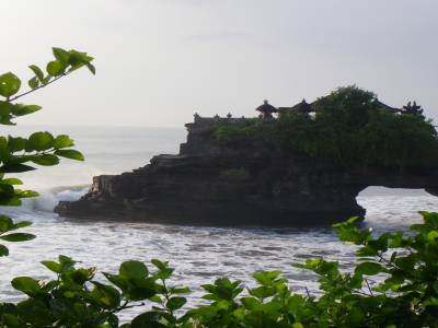 TANAH LOT