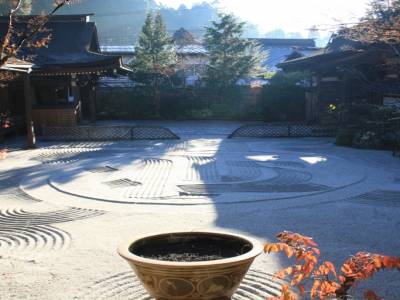 Un des jardins de notre temple