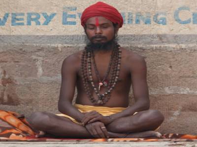 Sadhu en pleine méditation