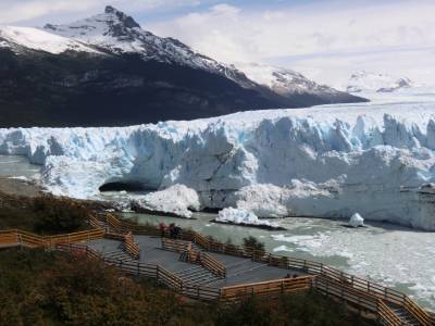 El Calafate : l enoooorme glacier Perito Moreno