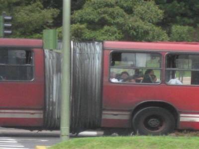 Bus récent et polluant à mort
