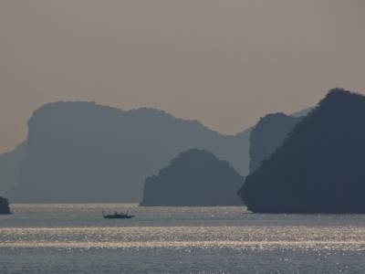 Baie d'Along
