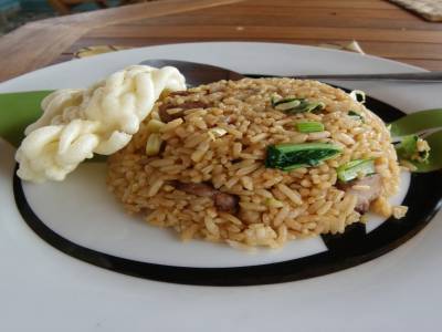 le bon Nasi Goreng des familles!!! (le riz frit)