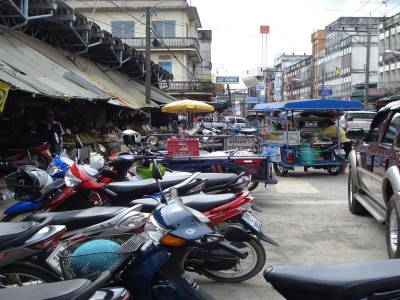 Nos premieres photos de la Thailande : ca promet...