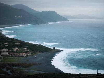 Plage amiantifère de Nonza
