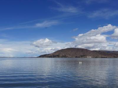 Vue du lac titicaca de Puno