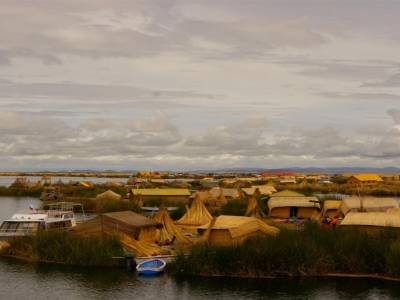 Les iles Los Uros