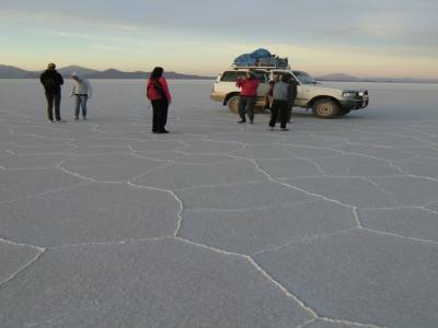 Salar de Uyunu : immense desert de sel
