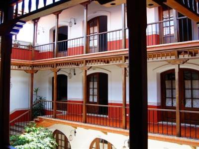 Hôtel Parador Santa Maria la Real