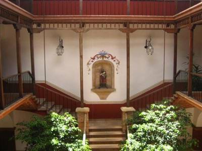 Hôtel Parador Santa Maria la Real
