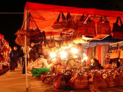 Le night market