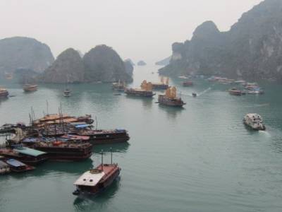 le peripheriaue de Halong