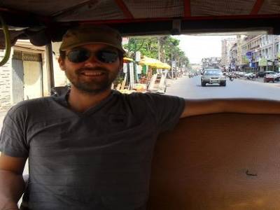 1ere experience de tuk tuk pour Thomas!!!