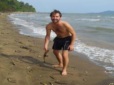 plage de Kep : pleine d'algues bizarres..