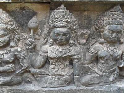 bas relief de la terrasse du roi lepreux 2