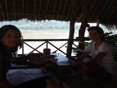 Dejeuner sur nattes aux  rapides de Kaeng Khut khu
