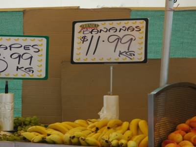 Jetez un oeil sur le prix du kilo de bananes !