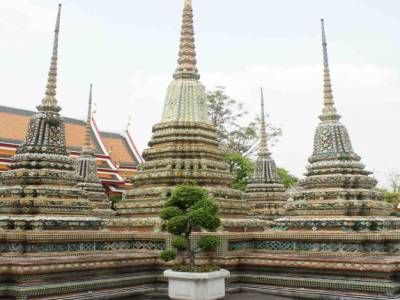 TEMPLE DE WAT PO