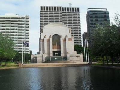 le monument au morts de sydney pour leur participation a la premier guerre mondiale (20.000 morts)