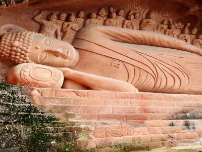 Le bouddha endormi