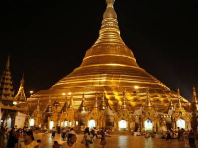 shewdagon pagodas
