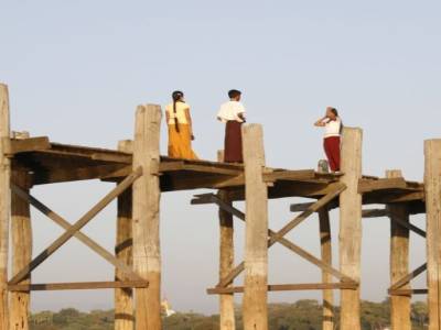 U-bein bridge