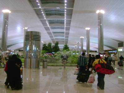 Aéroport de Dubai, le 16 mars 2011