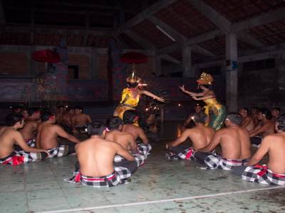 Spectacle de danse dans un gymnase